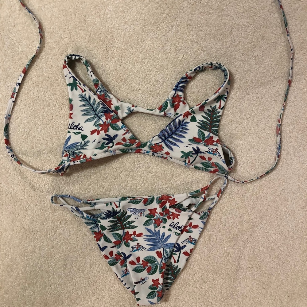 benoa aloha set!!
